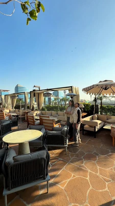 One8 Commune — cafe in Malviya Nagar