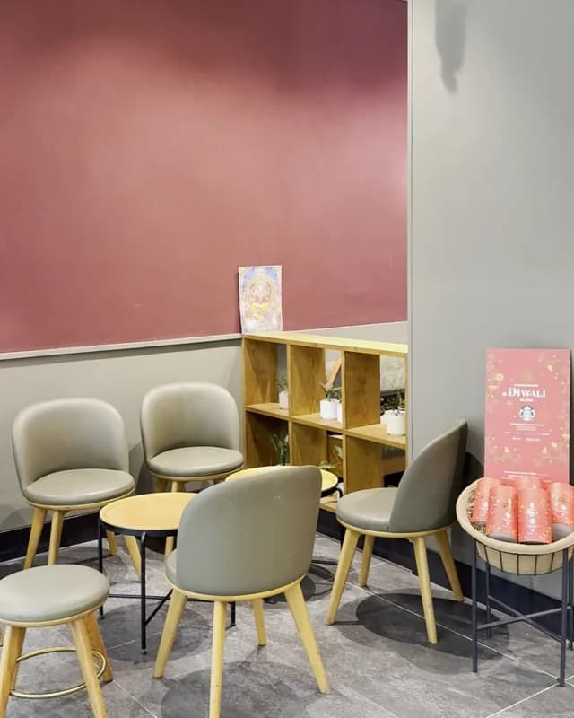 Starbucks, Pacific Mall - Image 4