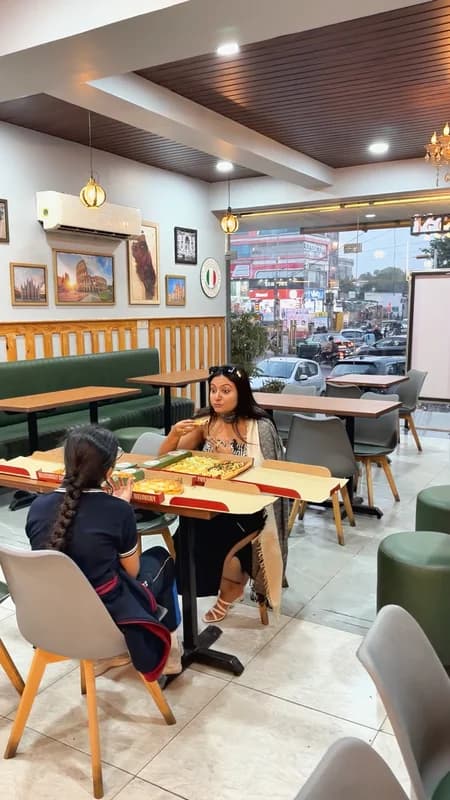 Taranovas Pizza - Image 5