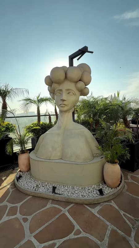 One8 Commune - Image 5