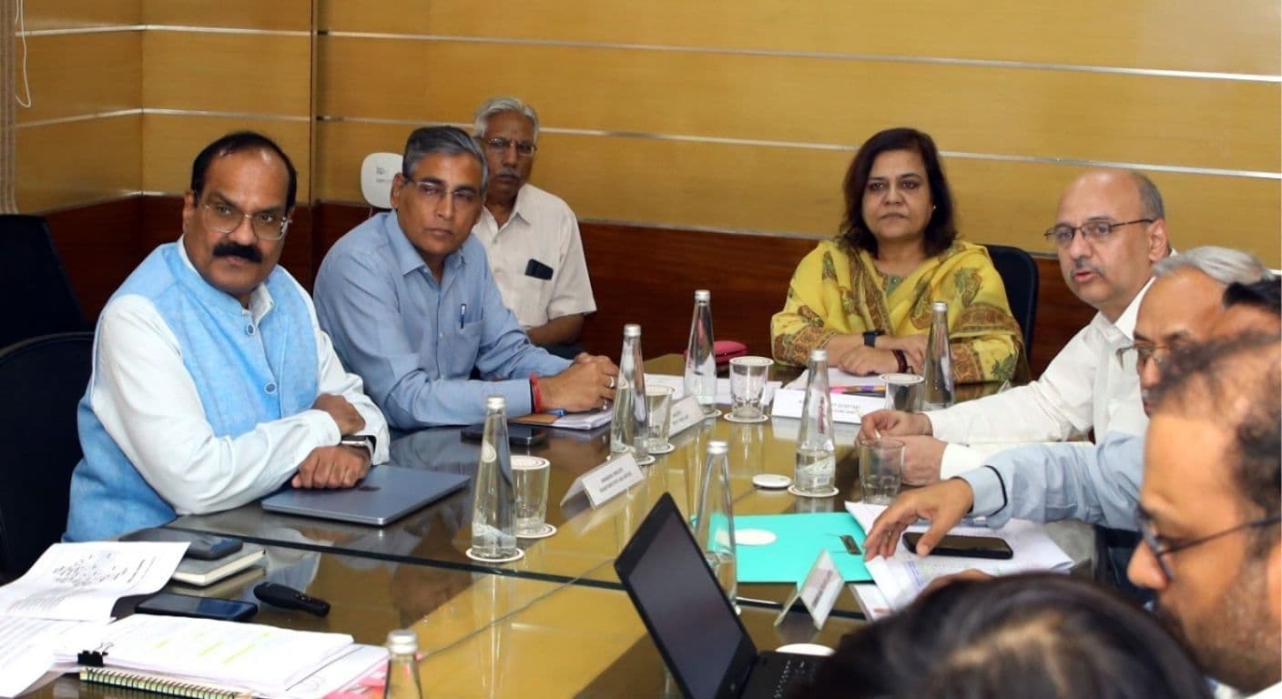 Jaipur Review Orders PNG Push to 5 Lakh Rajasthan Homes in 3 Months