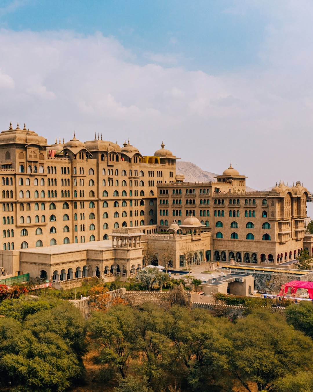 Fairmont Jaipur palace resort exterior
