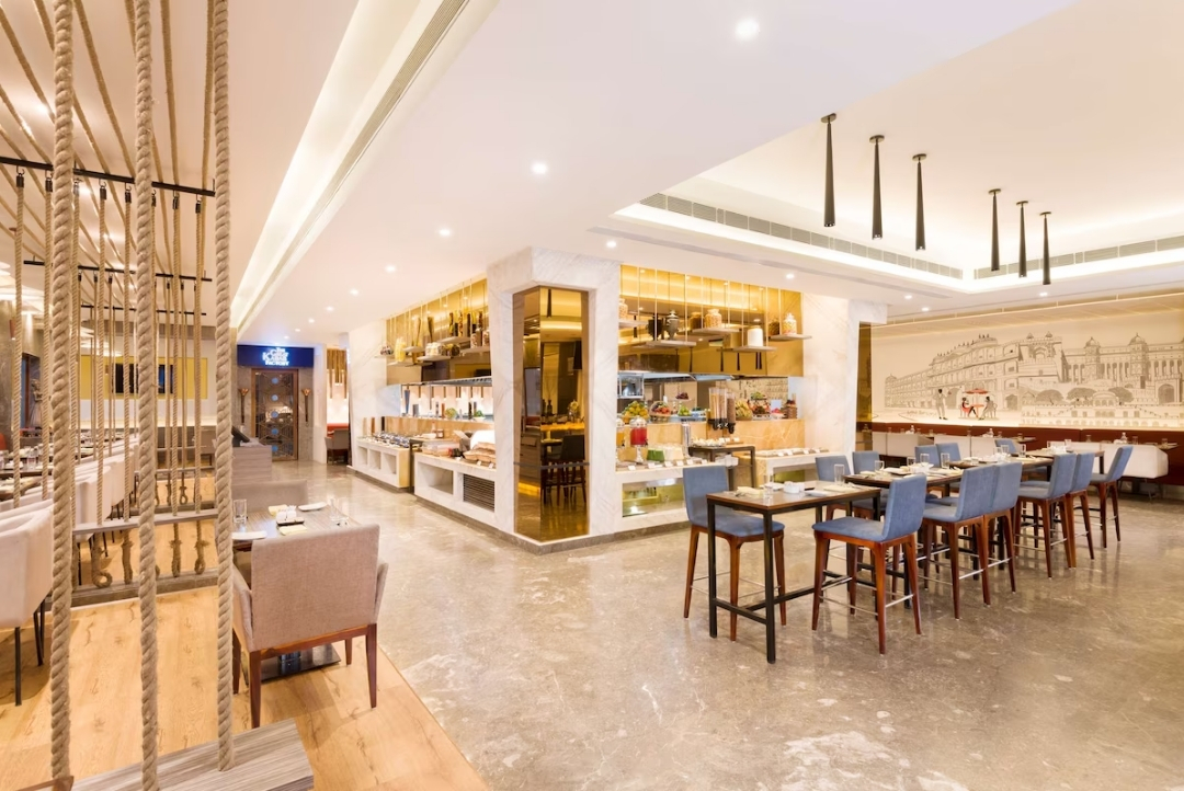 All-day dining restaurant — Radisson Jaipur City Center