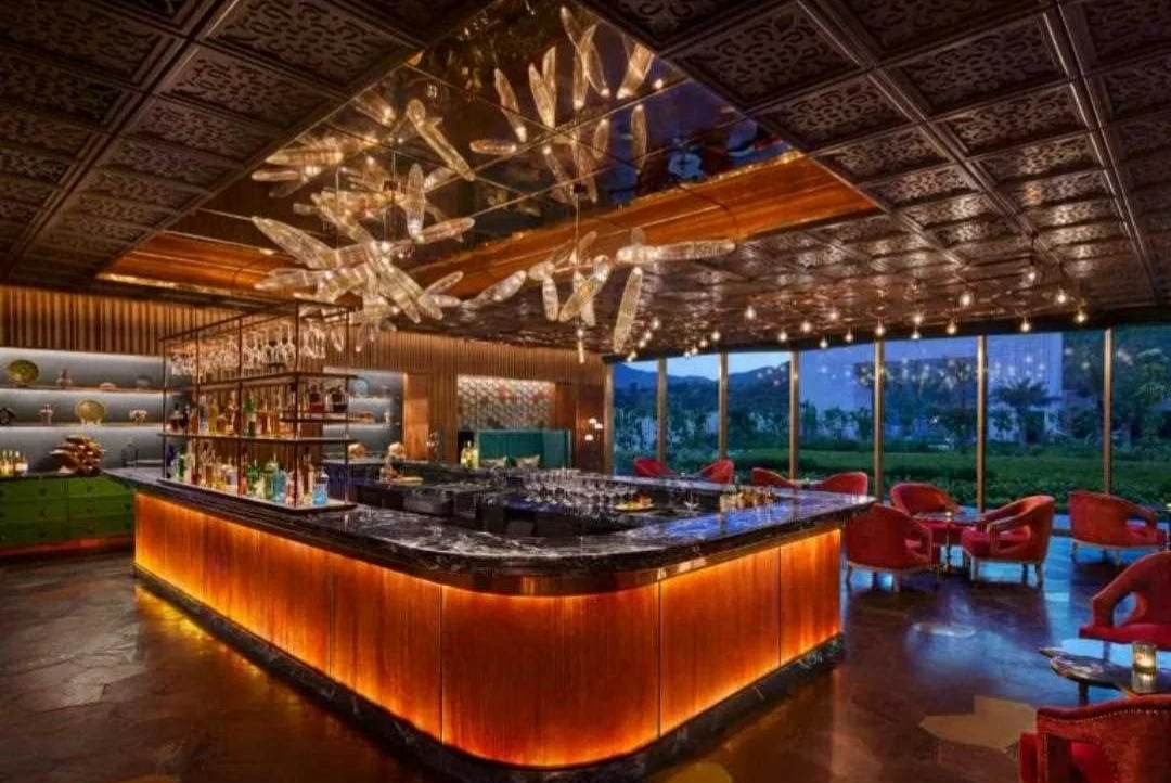 Taj Amer, Jaipur — rooftop bar at dusk