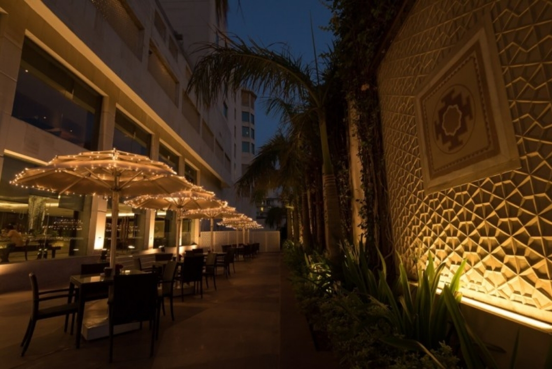 Outdoor dining and lounge — The LaLiT Jaipur