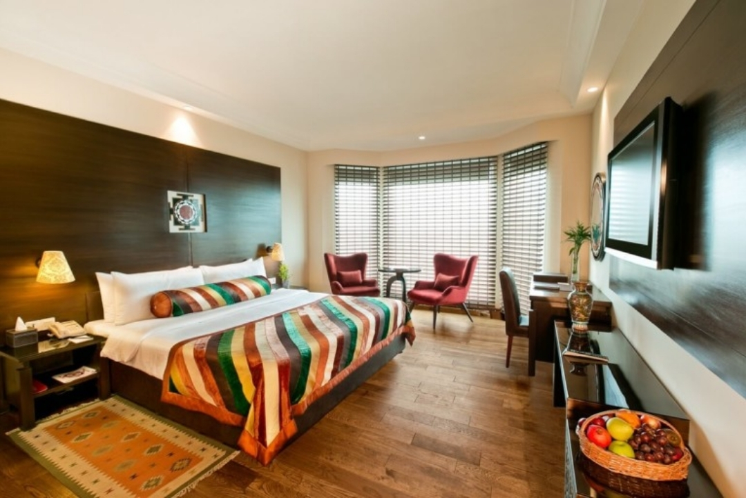 Deluxe guest room — The LaLiT Jaipur