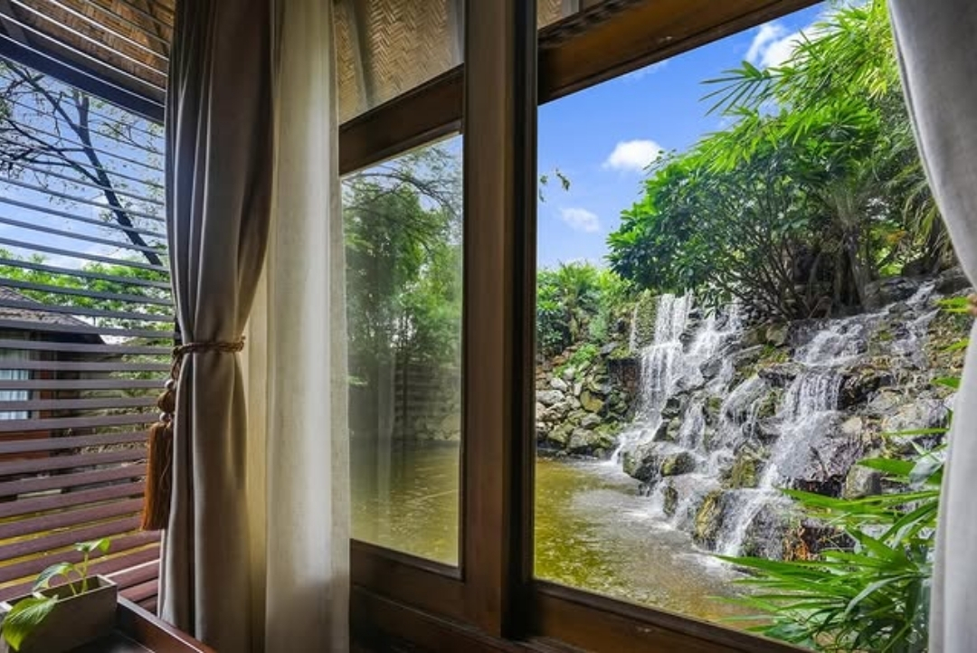 Room with a waterfall view — The Tree House Resort, Jaipur
