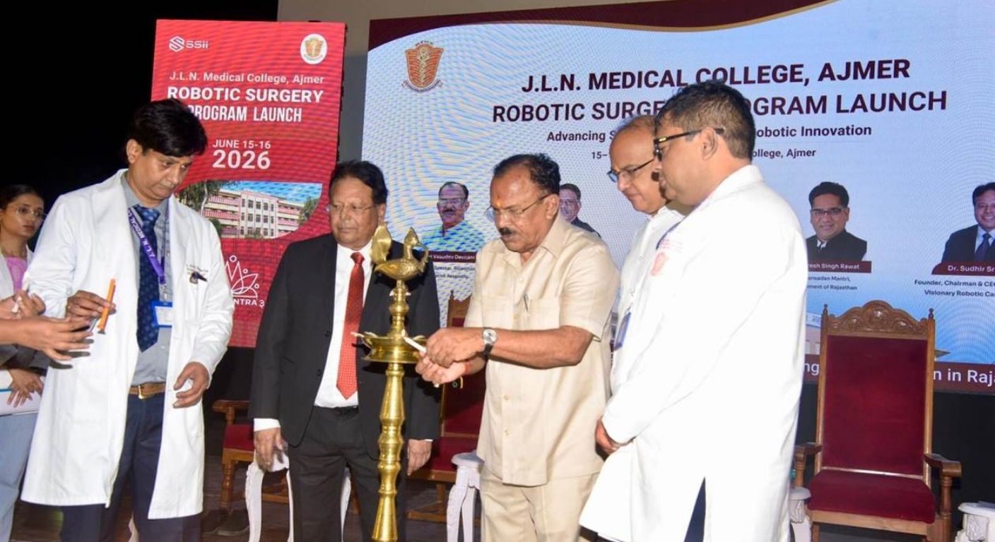 Ajmer JLN Starts Robotic Surgery, 3 Cases Completed on Day 1
