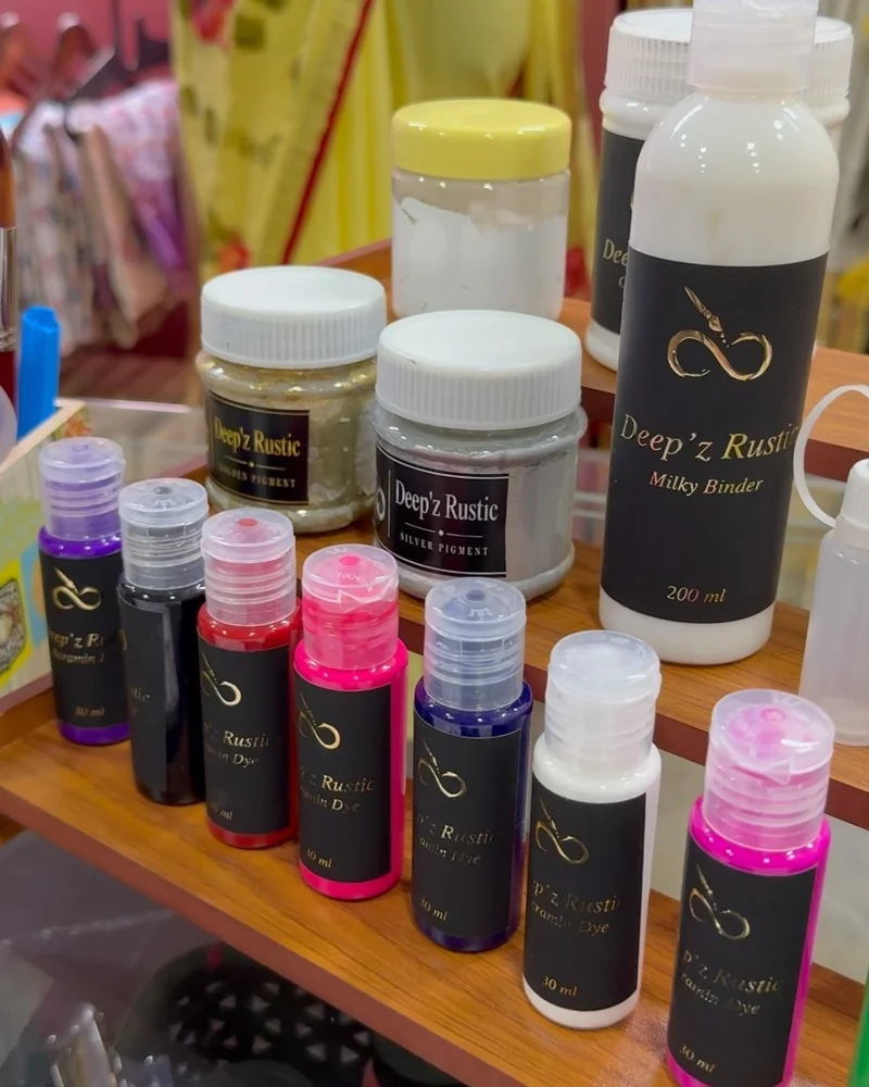 Shelves of Deep'z Rustic Acramin dyes